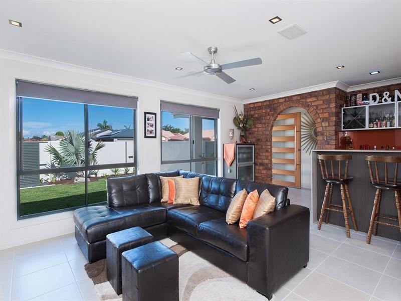 18 Salvia Street, Hollywell QLD 4216