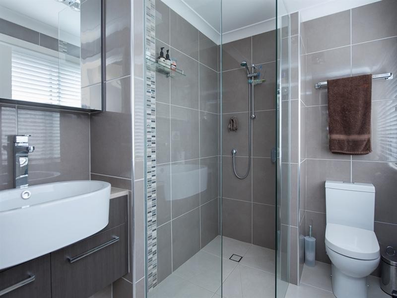 18 Salvia Street, Hollywell QLD 4216