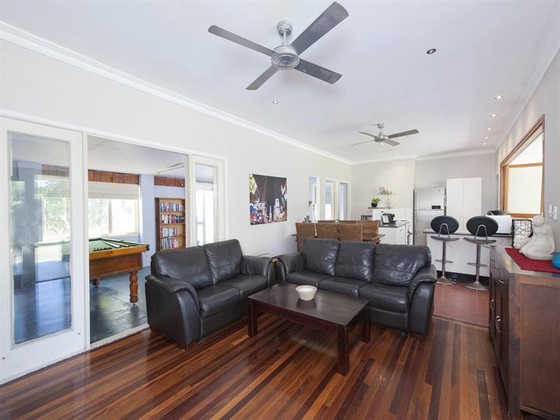 95 Turpin Road, Labrador QLD 4215