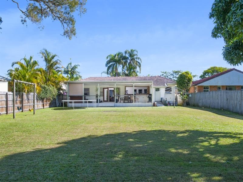 95 Turpin Road, Labrador QLD 4215