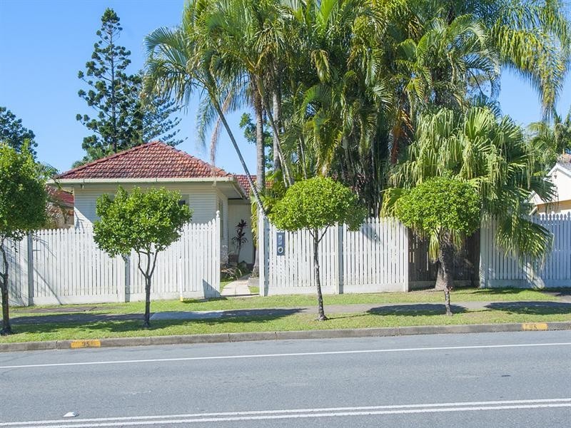 95 Turpin Road, Labrador QLD 4215