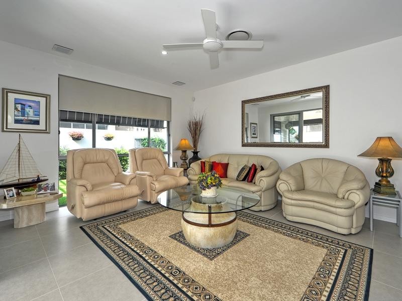 7693 Fairway Boulevard, Hope Island QLD 4212