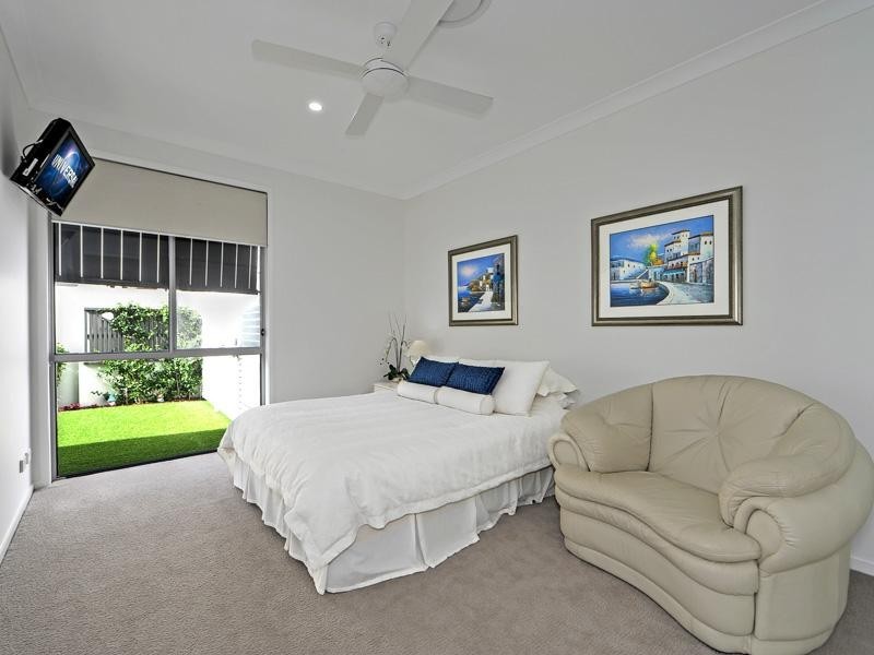 7693 Fairway Boulevard, Hope Island QLD 4212