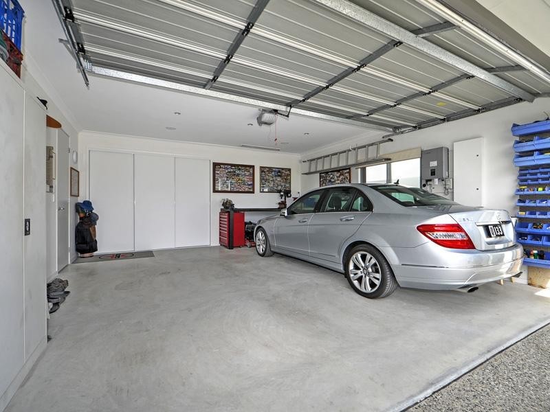 7693 Fairway Boulevard, Hope Island QLD 4212