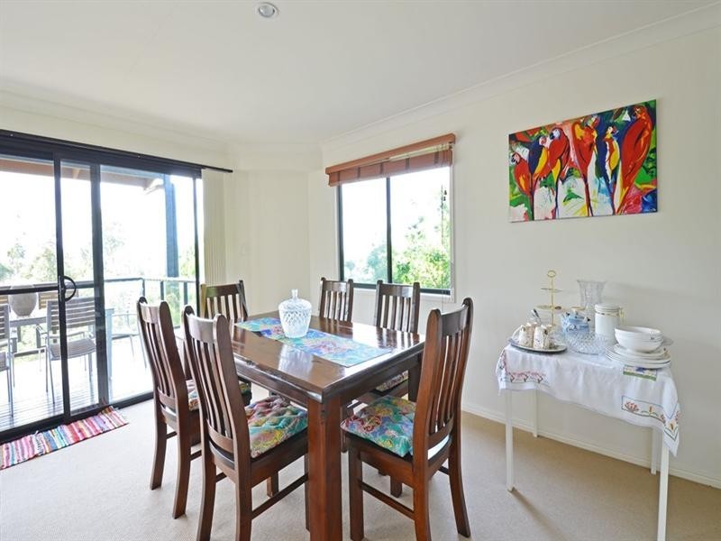 17/2 Ridgeline Way, Highland Park QLD 4211