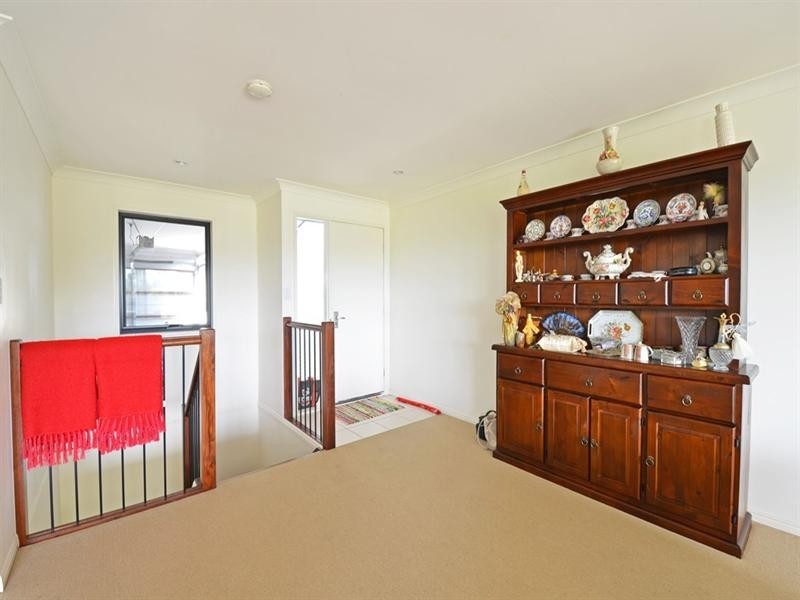 17/2 Ridgeline Way, Highland Park QLD 4211