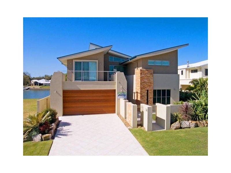 34 Buccaneer Way, Coomera QLD 4209