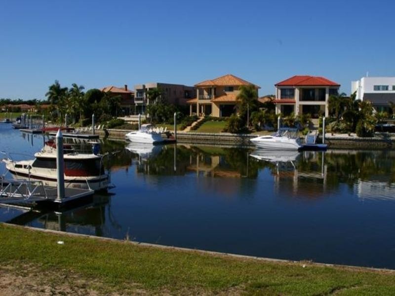 Hope Island QLD 4212