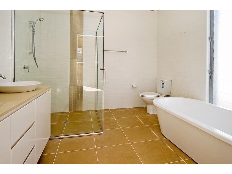 Hope Island QLD 4212