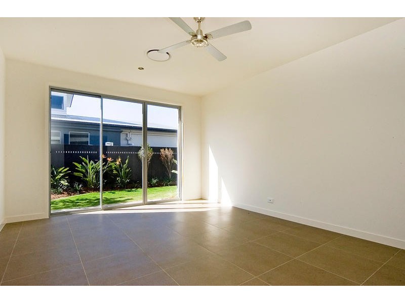 Hope Island QLD 4212