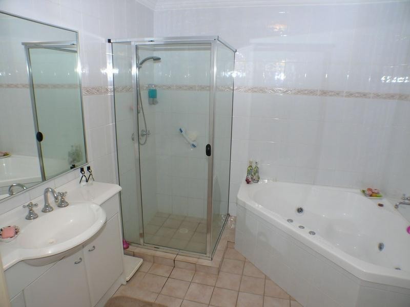 Runaway Bay QLD 4216