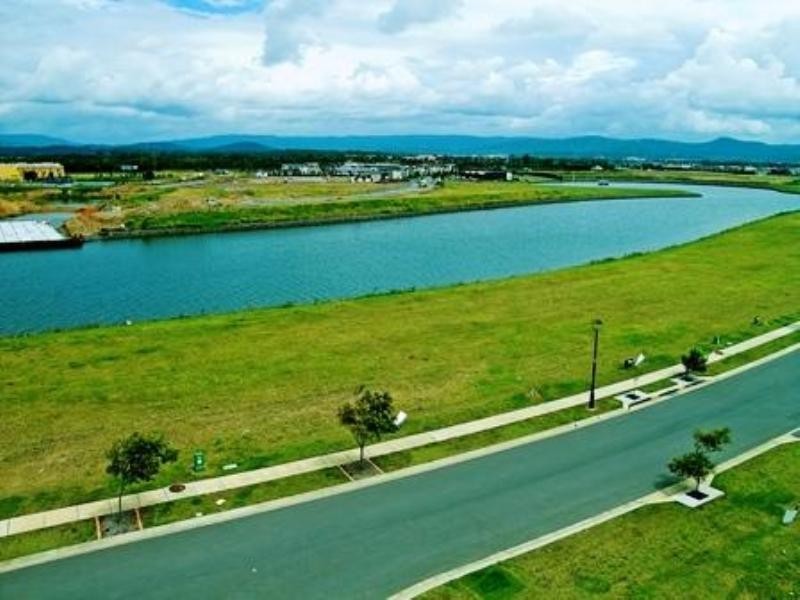 Hope Island QLD 4212