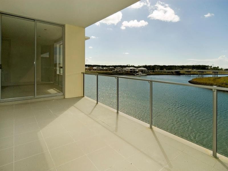 Hope Island QLD 4212