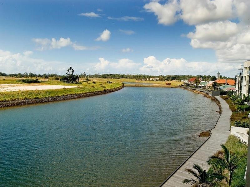 Hope Island QLD 4212