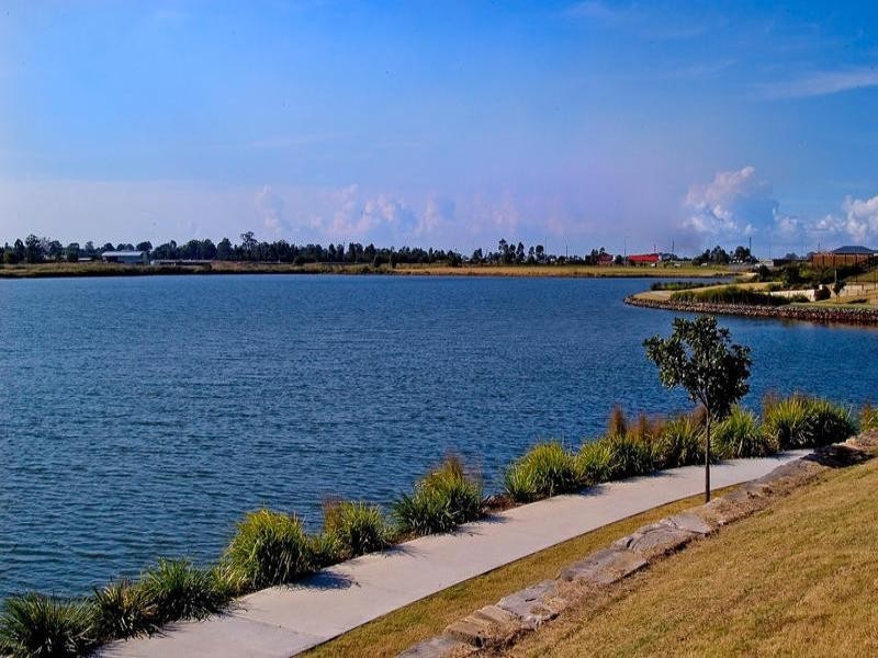 Oxenford QLD 4210