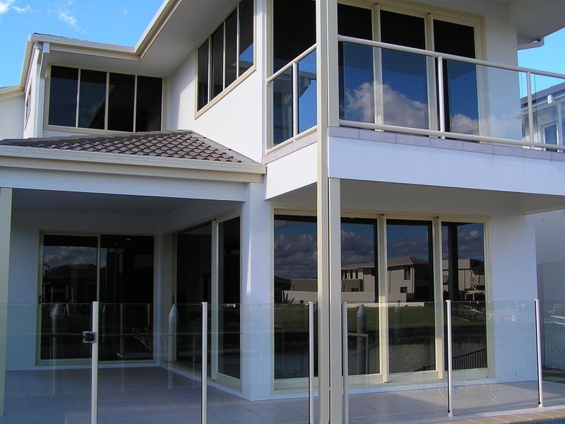 Hope Island QLD 4212