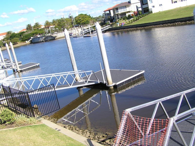 Hope Island QLD 4212