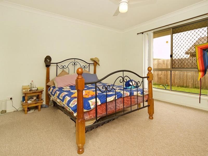 4 Lake Manchester, Logan Reserve QLD 4133