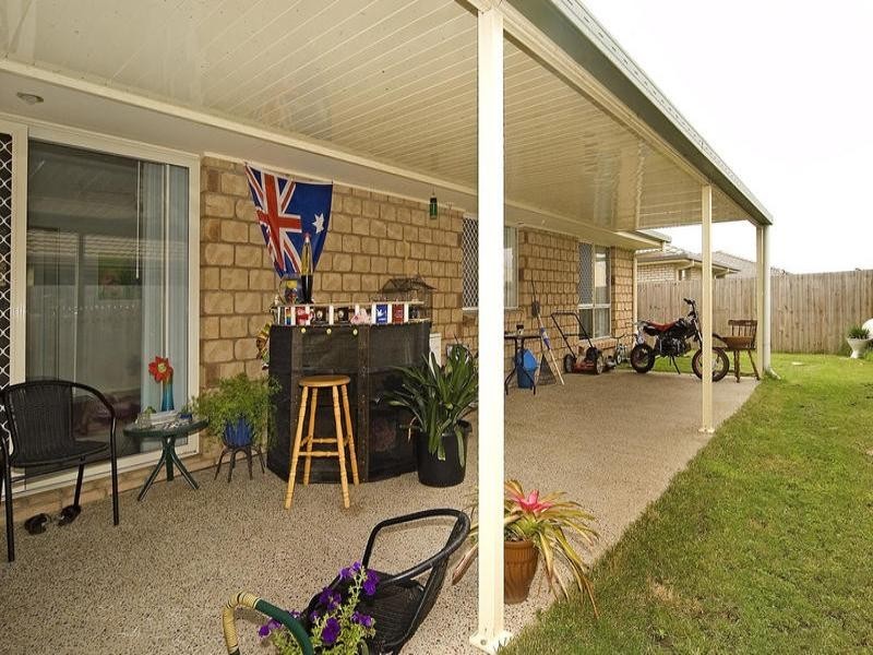 4 Lake Manchester, Logan Reserve QLD 4133