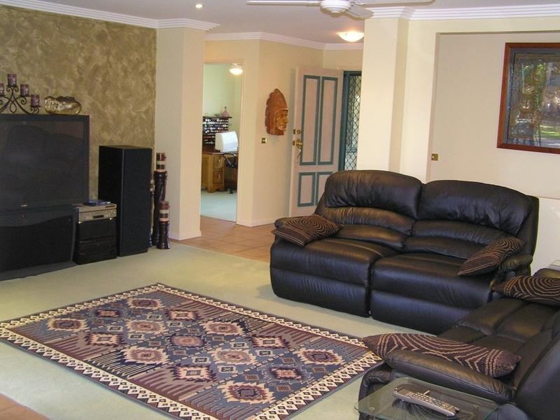 25 Westpark Court, Helensvale QLD 4212