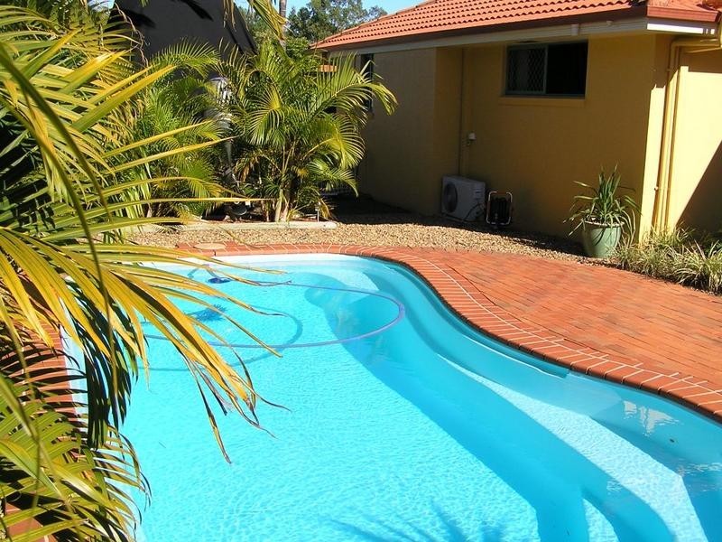 25 Westpark Court, Helensvale QLD 4212