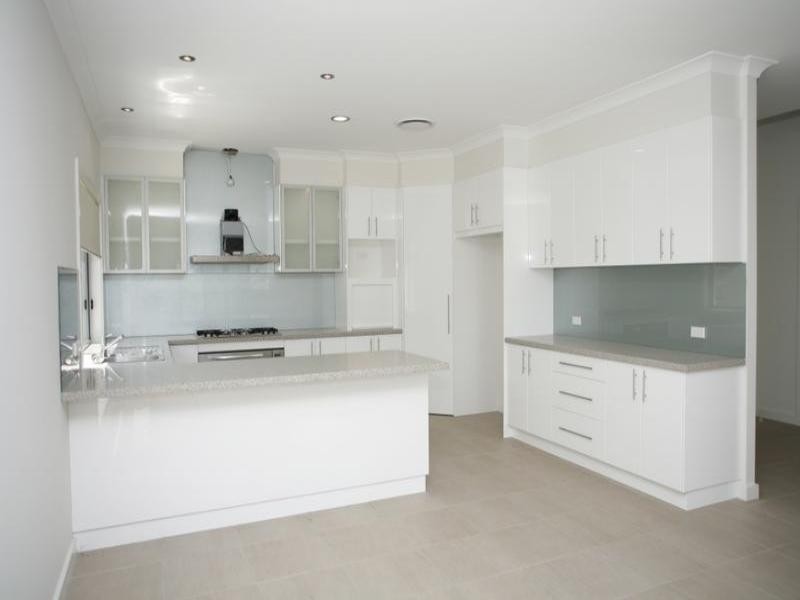 44 Marina Parade, Jacobs Well QLD 4208