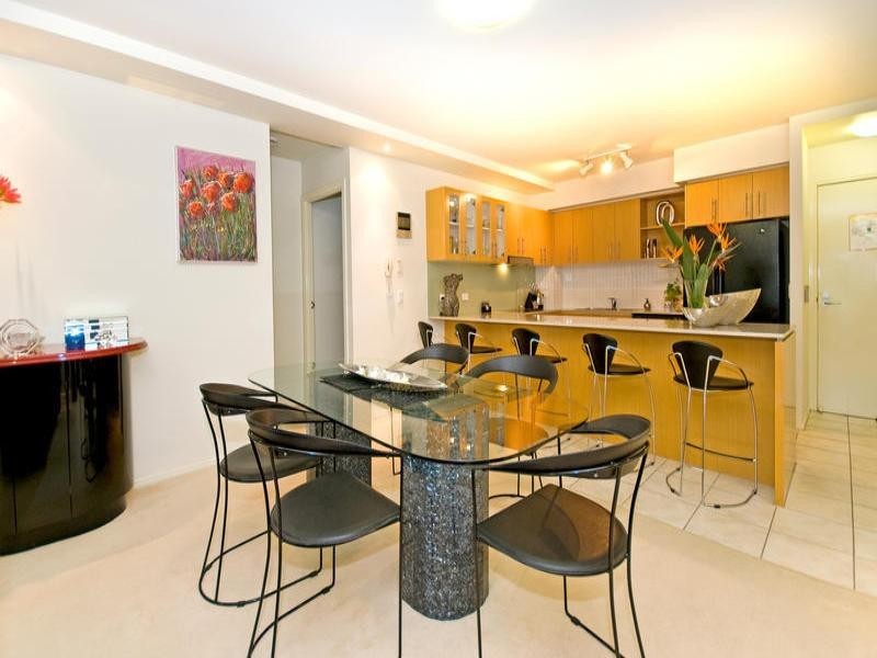 Hope Island QLD 4212