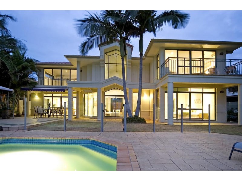 Hope Island QLD 4212