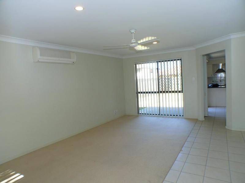 4 Tuckeroo Place, Sunnybank Hills QLD 4109