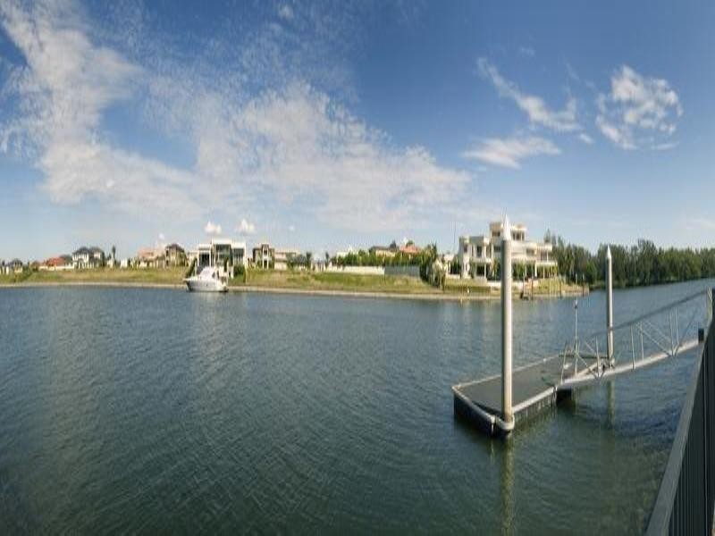 Hope Island QLD 4212