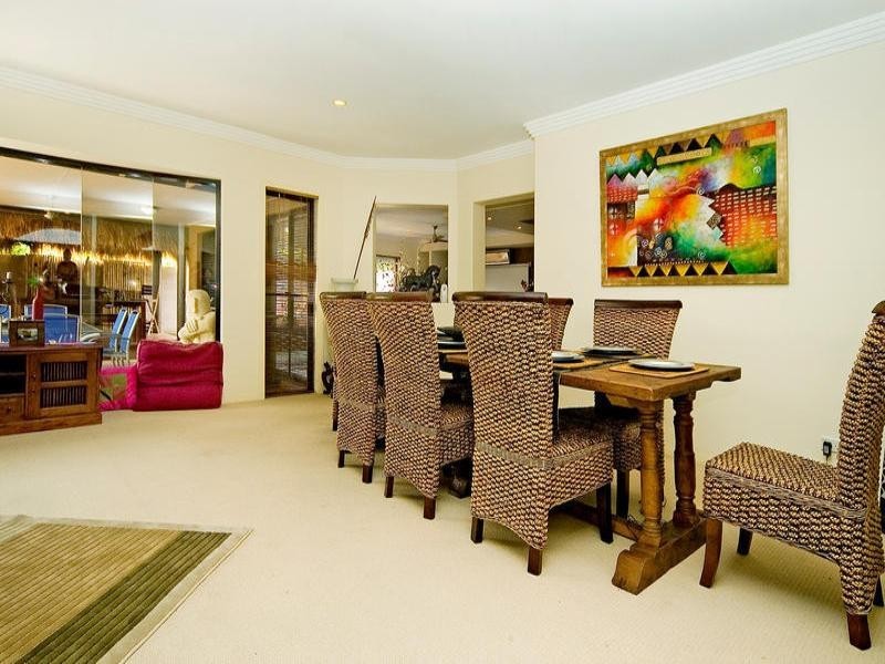 31 John Dalley Drive, Helensvale QLD 4212