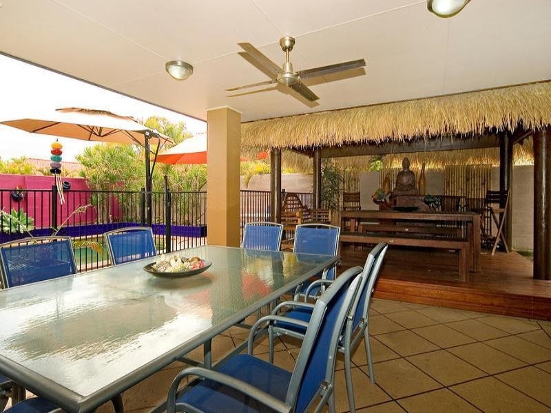 31 John Dalley Drive, Helensvale QLD 4212