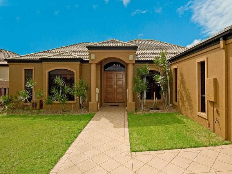 31 John Dalley Drive, Helensvale QLD 4212