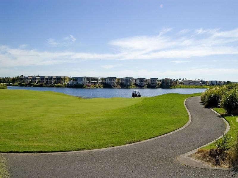 Hope Island QLD 4212