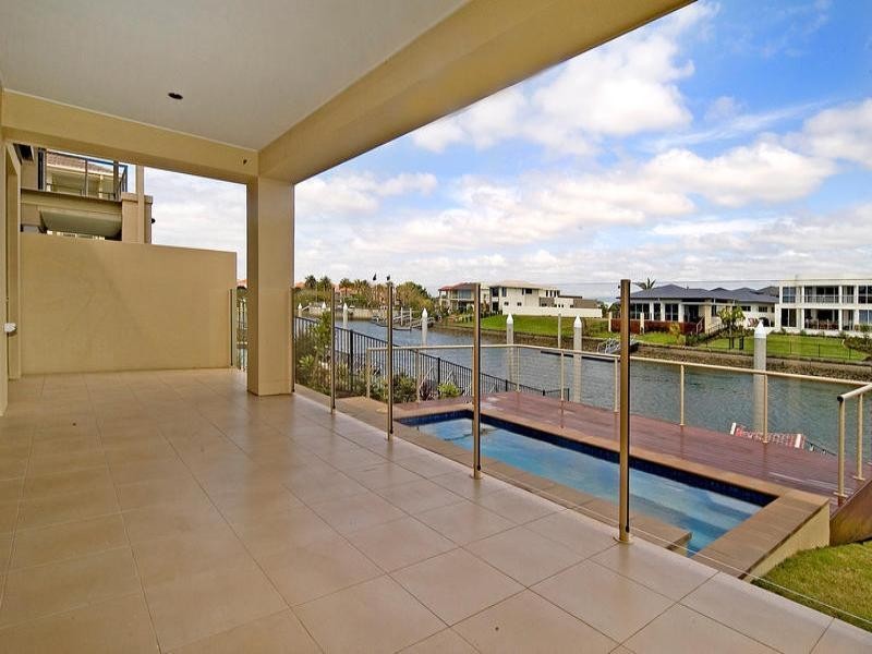 7411 Ellensbrook Drive, Hope Island QLD 4212