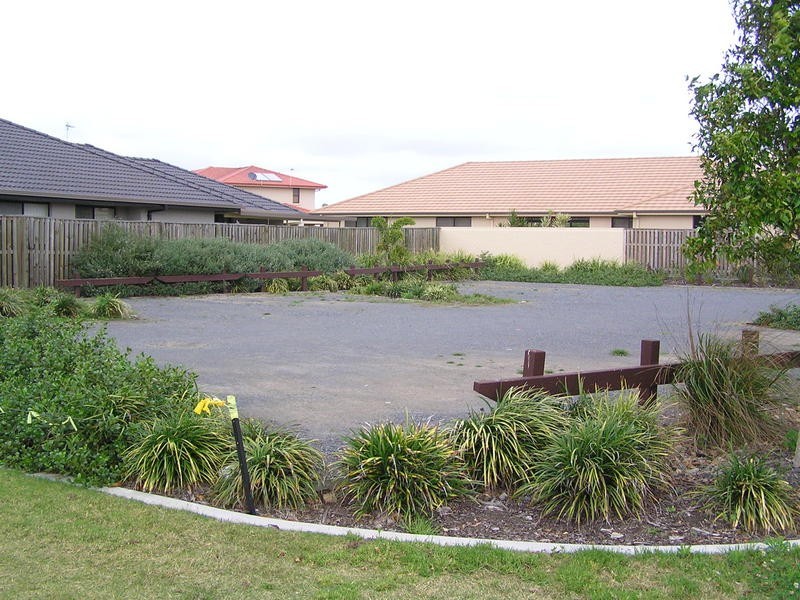 8 Temple Island Circuit, Oxenford QLD 4210