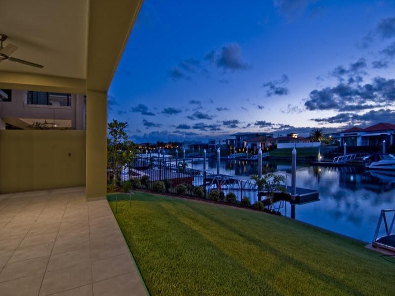 Hope Island QLD 4212