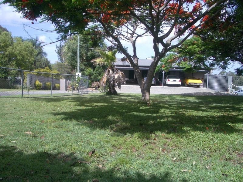 Yatala QLD 4207