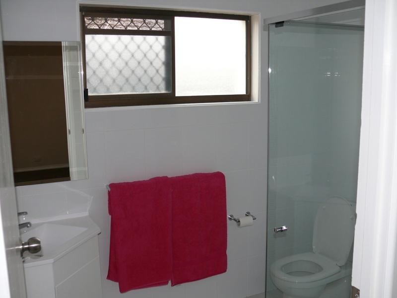 7 Tradewinds Avenue, Paradise Point QLD 4216