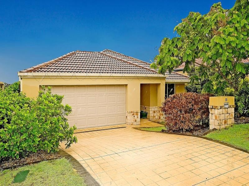 11 Fanning Court, Pacific Pines QLD 4211
