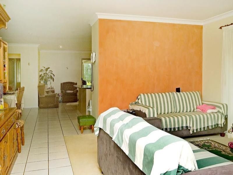 11 Fanning Court, Pacific Pines QLD 4211