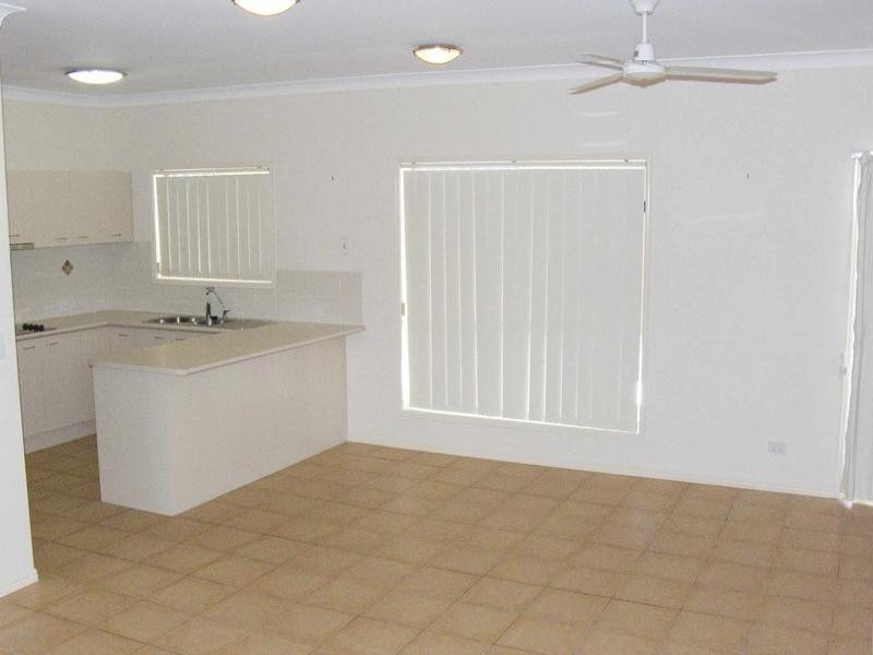 7 Rosefinch Street, Upper Coomera QLD 4209