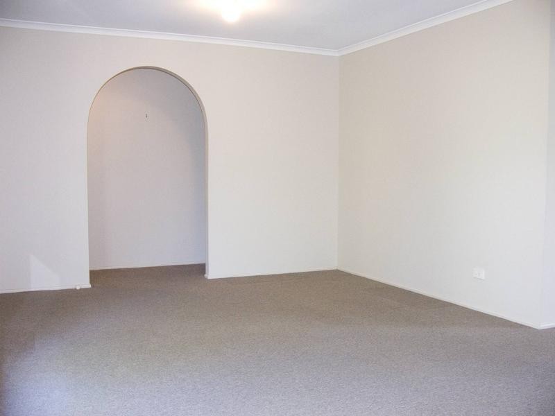 97 Village Way, Oxenford QLD 4210