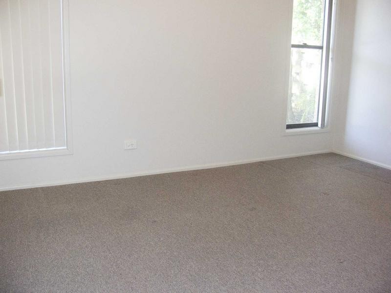 97 Village Way, Oxenford QLD 4210