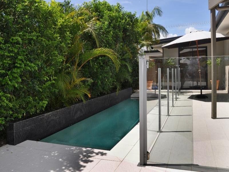 15 Wells Street, Southport QLD 4215