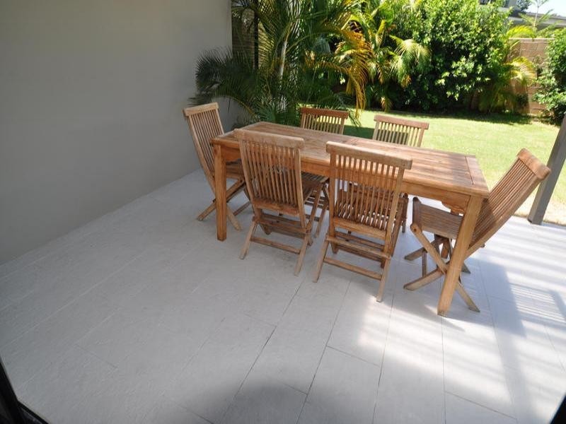 15 Wells Street, Southport QLD 4215