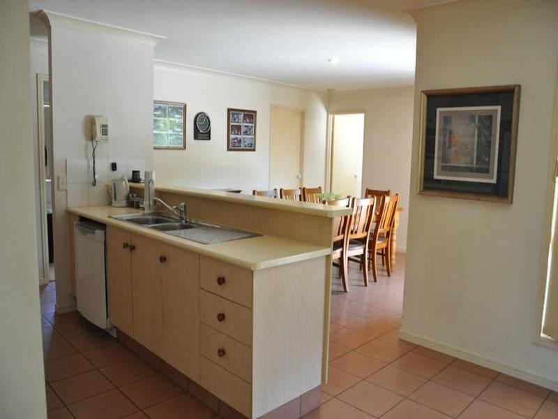 14 Rosswood Court, Helensvale QLD 4212