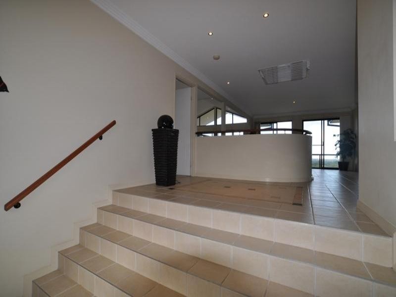 32 Convery Crescent, Highland Park QLD 4211