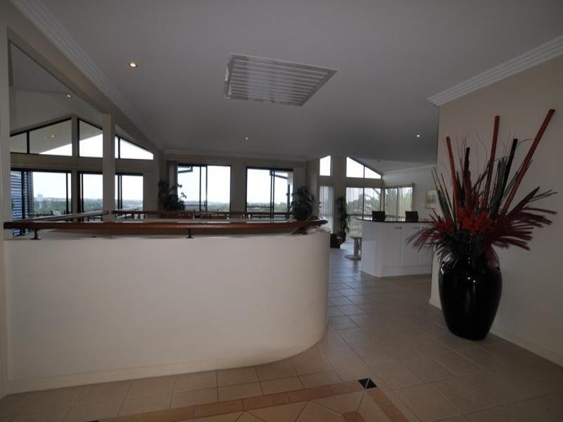 32 Convery Crescent, Highland Park QLD 4211