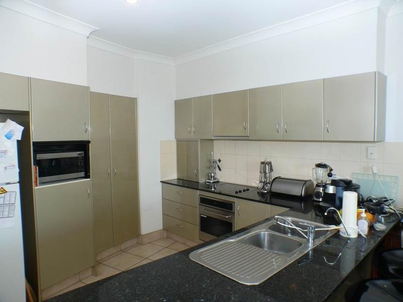 3 8 Blue Ridge Crescent, Varsity Lakes QLD 4227